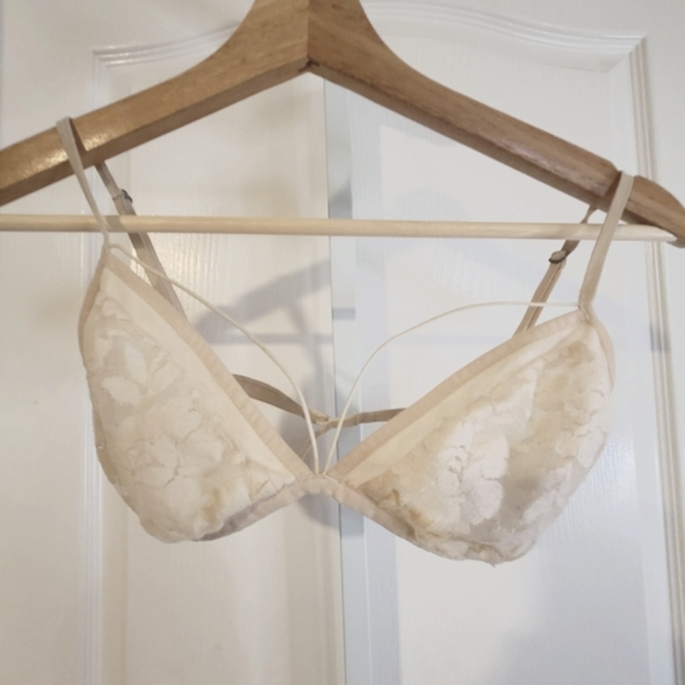 Amuse Society Lace Triangle Bra Wire Free Medium